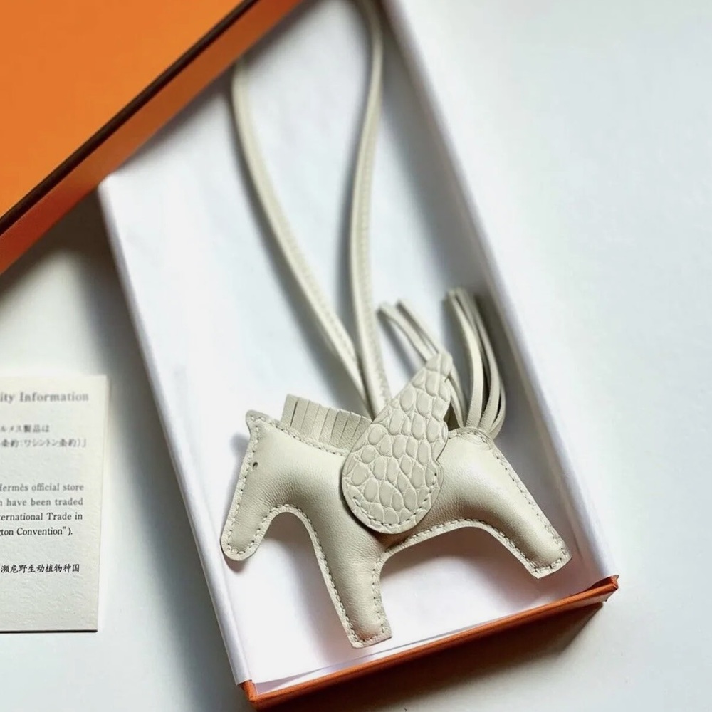 Hermes Authentic Beton Matte Alligator Touch Rodeo Pegase Charm PM, 2022